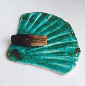 ceramic shell, incense holder, incense burner, mermaid accessory, Palo Santo holder, jewelry dish, meditation, housewarming gift, pottery Sea Blue