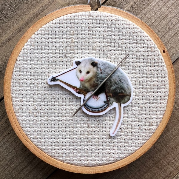 Banjo Possum Needle Minder - Opossum Needle Minder - Possum Cross Stitch - Funny Needle Minder - Kawaii Cross Stitch Modern - Fridge Magnet