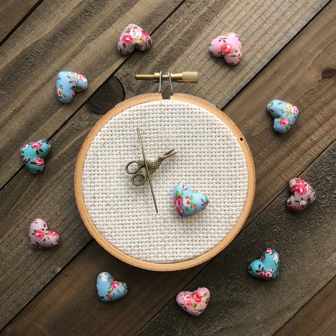 Stork Scissors Needle Minder SET Reversible Needle Minder Set Retro