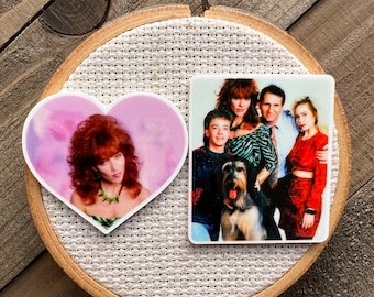 Bundy Family Needle Minder SET - Tv Cross Stitch - Heart Needle Minder - TV Needle Minder set - Funny Cross Stitch - 90s Cross Stitch Heart