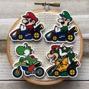 Go Kart Needle Minder SET - Video Game Needle Minder - Video Game Cross Stitch Magnet - Cartoon Needle Minder - Retro Game Needle Minder Set