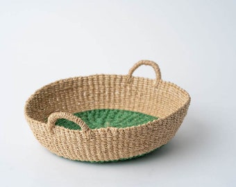 Green Seagrass Basket, Handwoven Wicker Tray, Round Woven Basket, Basket With Handles, Natural Woven Serving Tray,Rustic Fruits Storage