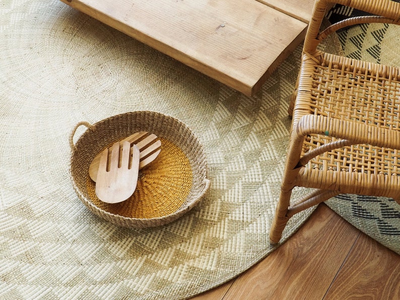 Round Seagrass Woven Rug Geometric Rug Modern Home Decor Etsy