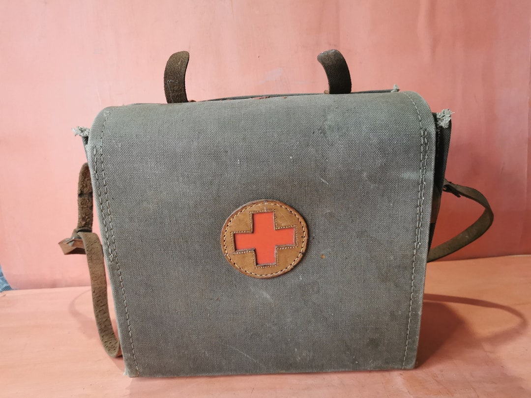 Old Vintage Military First Aid Doctors Apothechary Bag Box Etsy