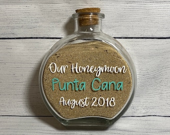 Honeymoon Sand Keepsake Bottle | Personalized Honeymoon Keepsake | Wedding Sand Holder