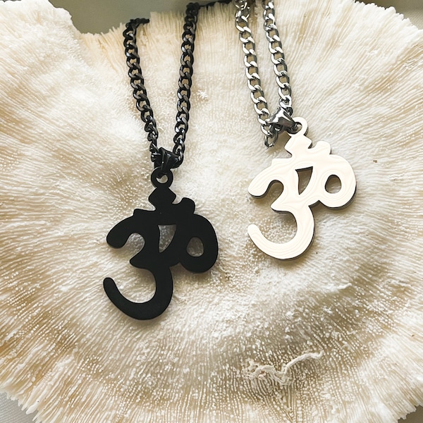 Men's Om Necklace, a Mystical,Energy and Spiritual Gift For my Yoga Teacher, a Symbolic for Buddhist Friend, Om Name Necklace, Om necklace