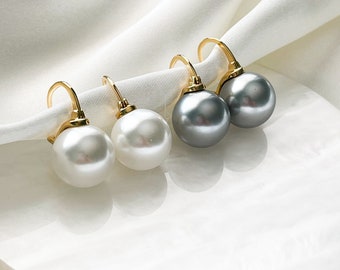 white pearl earrings , grey pearl earrings, pearl earring, pearl earrings,  jewelry, gift for women, wedding earrings, gift for her