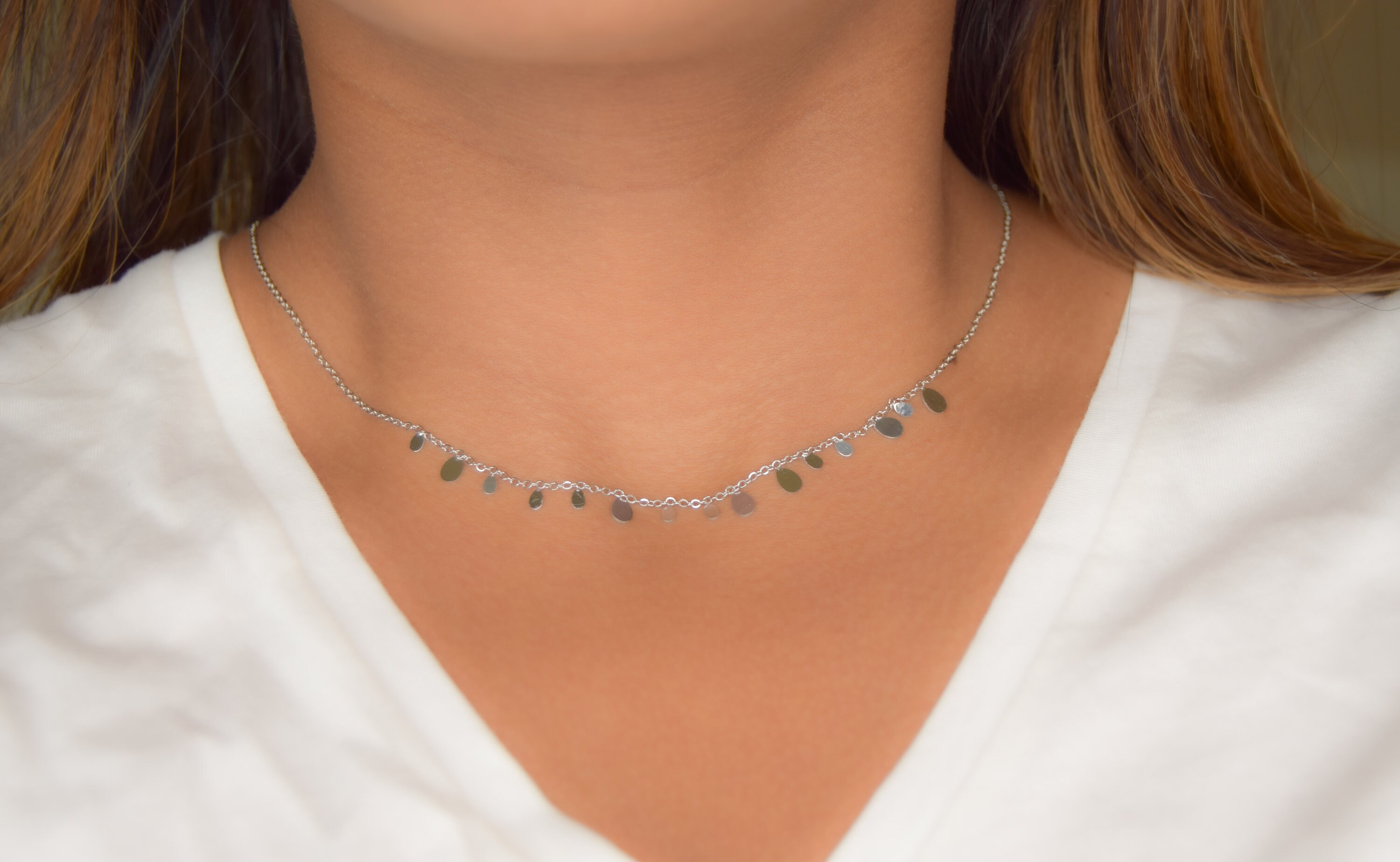 Choker with sales drop chain