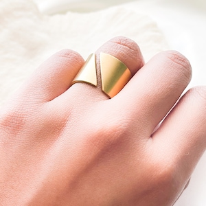 Gold Modern Wrap Wide Ring for Women, Geometric Finger Statement Ring, Chunky gold ring, Gold slit ring, Wrap ring , gold wrap ring