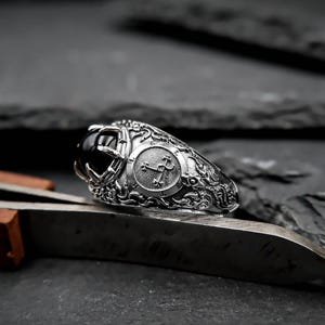 925 Sterling Silver Onyx Sigil of Lilith Ring, Onyx Lesser Key of Solomon Seal Ring Gothic Jewelry Gift For Her, Him