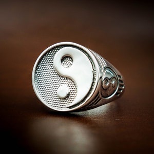 Mens Yin Yang Ring, Silver Signet Ring, Talisman Protective Amulet Ring 925 Sterling Silver Gift For Men&#39;s