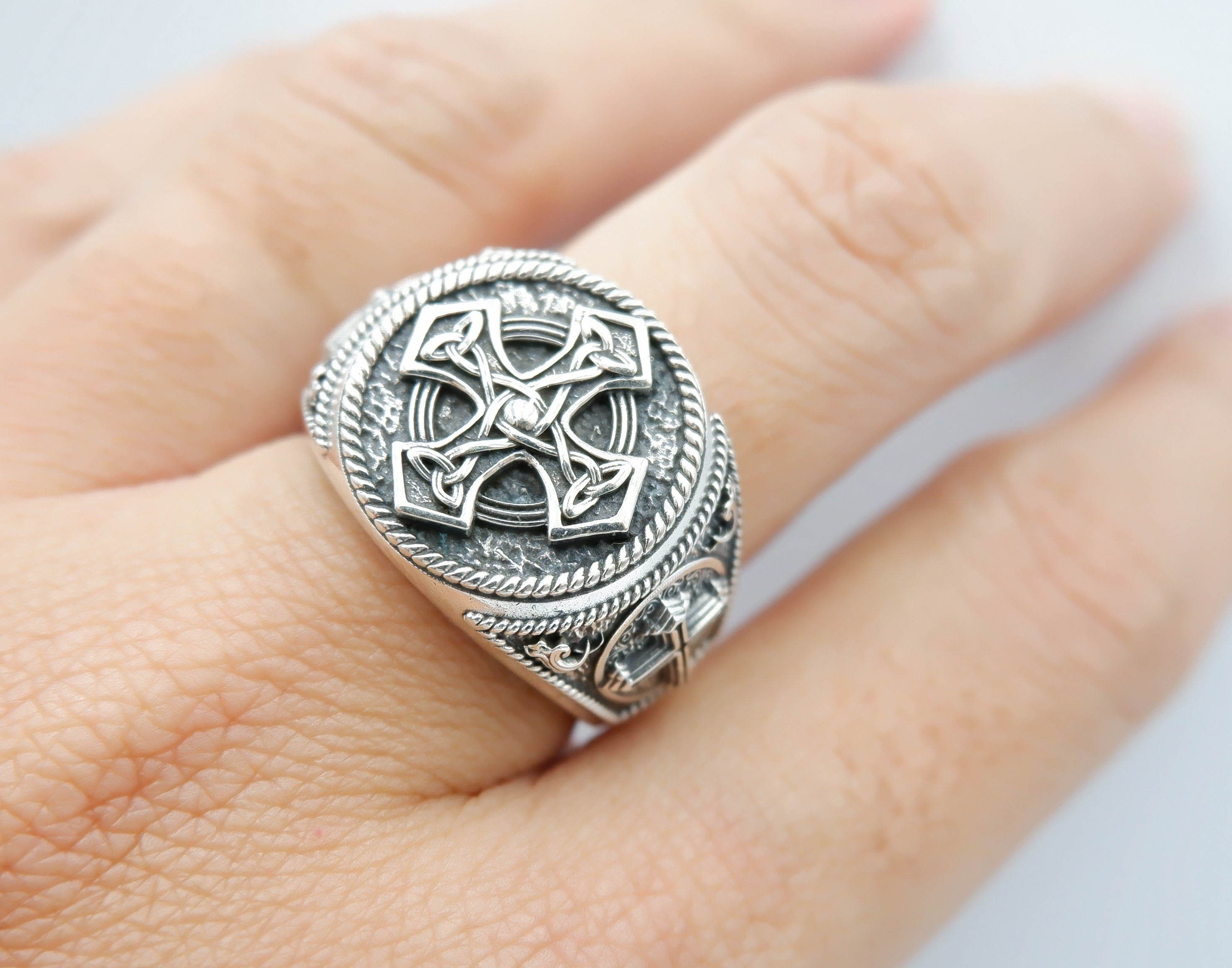 925 Sterling Silver Celtic Knot Cross Signet Ring - Etsy