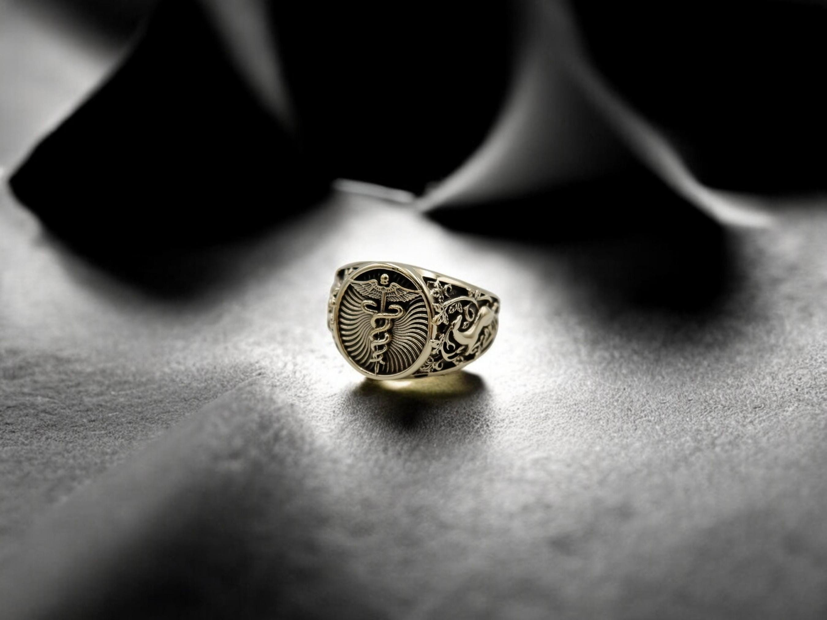 アクセサリー US MEDICAL CADUCEUS 10K RING/11,55 Caduceus First Aid Ring *10k/14k/18k White, Yellow, Rose