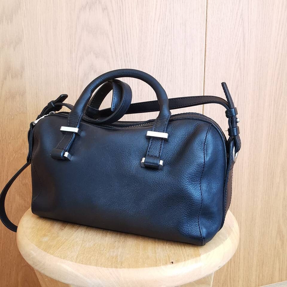 Nappa leather halfmoon bag  Massimo Dutti