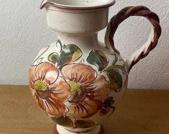 Jarra de cerámica antigua, mayólica, pintada a mano, de los años 50/60, Italia.