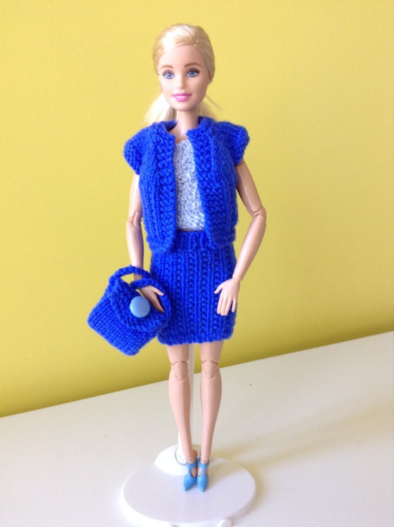 dress barbie dress