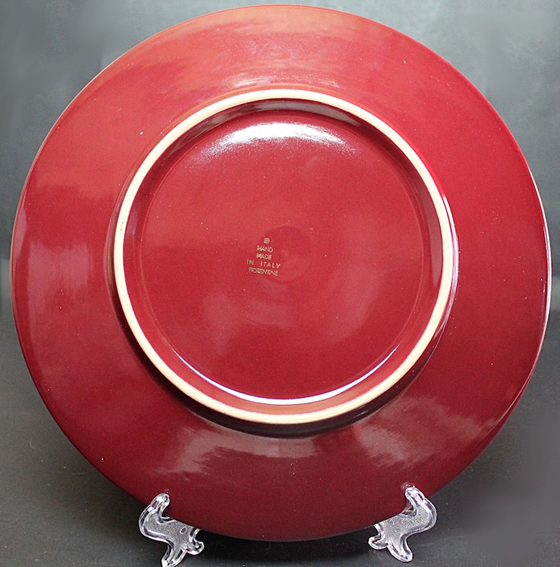 A Large Vintage Italian Florentine Hand Made Deep Red and Gold Plate 11 12 29 cm