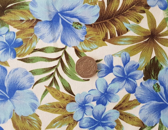 1 Metre Length Blue Flower Floral Print Cotton Poplin 100/% cotton Fabric