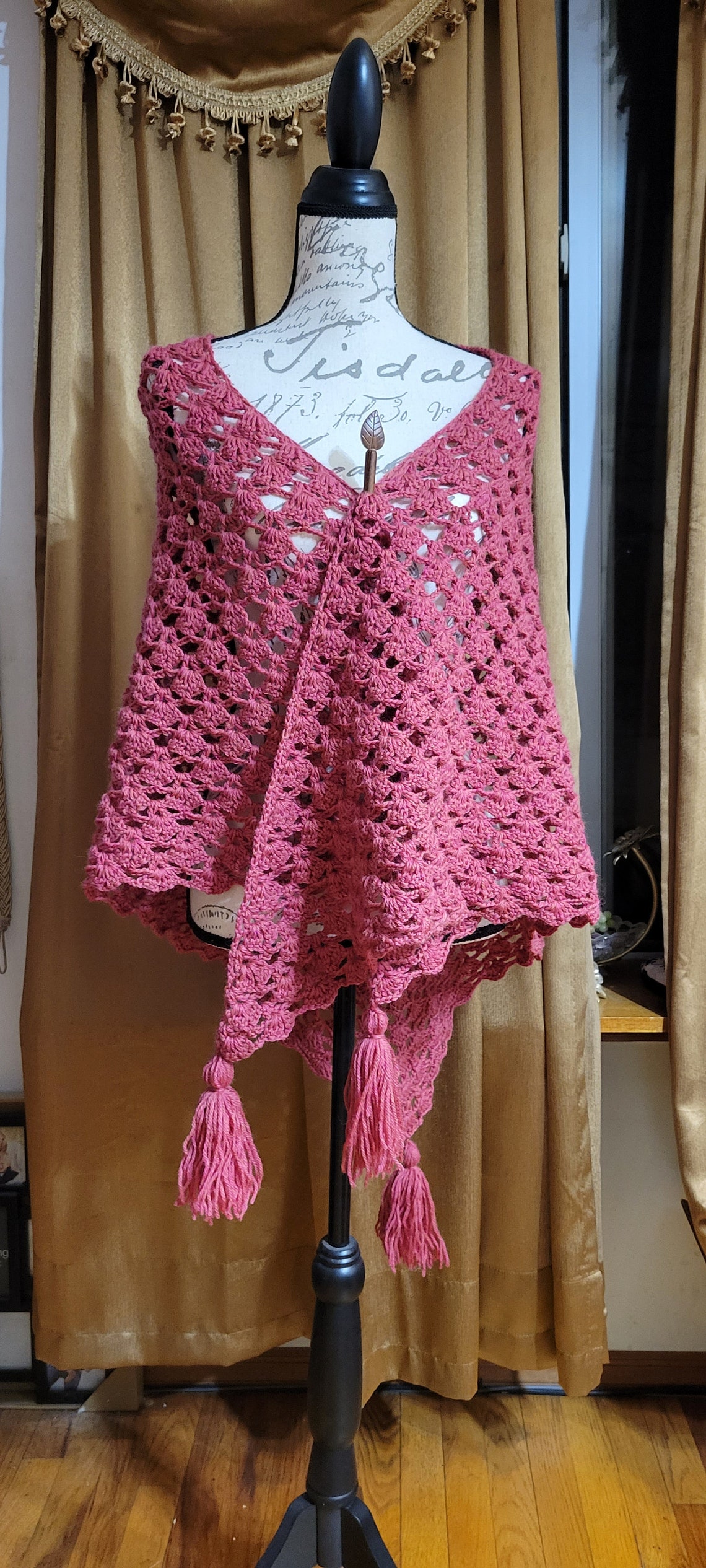 handmade crochet shawl design