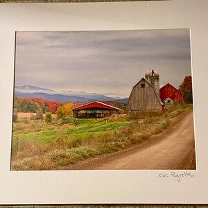 A Barn in Autumn