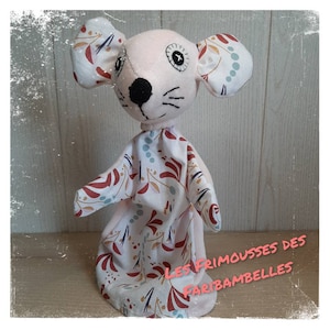 Mouse hand puppet