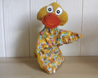 Cloth Duck glove puppet - children's toy for telling stories