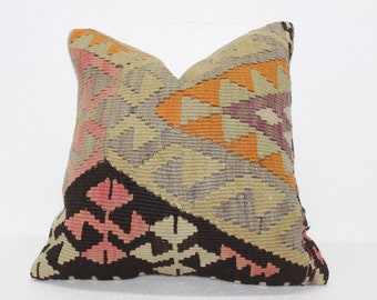 ハンドメイドパッチワークラグピロー：ヴィンテージトルコウール