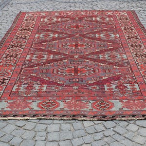 Alfombra Soumak caucásica hecha a mano: Alfombra tribal antigua bordada (19,5 x 30,5 cm)