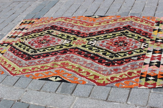 ボヘミアンヴィンテージトルコキリムラグ：手織りウール、6.9インチ