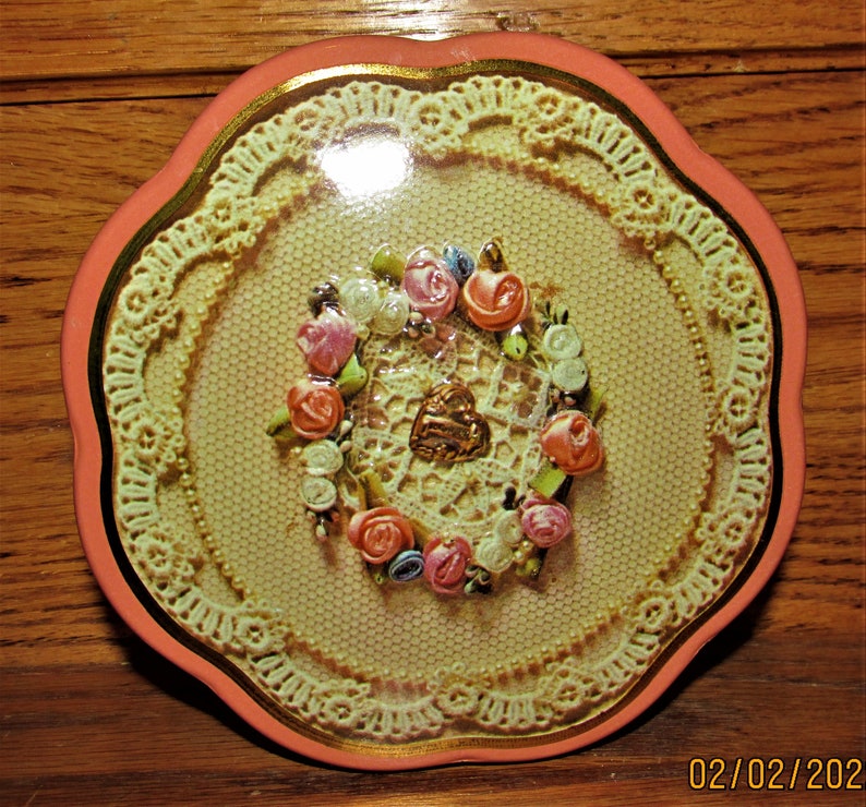 Avon Valentine Day 1981 Sweet Sentiments Tin With Lid Granny Core - Etsy