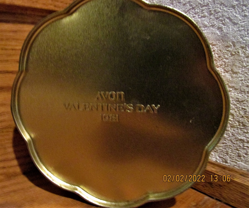 Avon Valentine Day 1981 Sweet Sentiments Tin With Lid Granny Core - Etsy