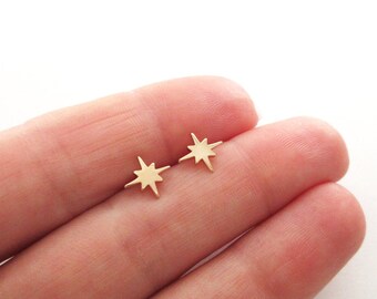 750/000 18 carat gold plated mini northern star earrings