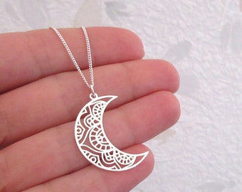 Openwork moon pendant necklace in 925/1000 silver