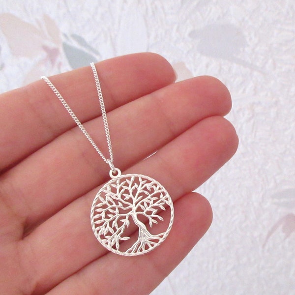 Round openwork tree of life pendant necklace in 925/1000e silver