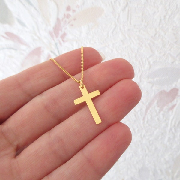 Collier fin pendentif croix symbole chrétien plaqué or 24 carats
