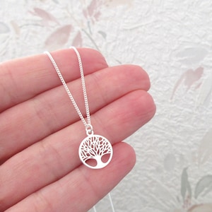 Collier fin arbre de vie minimaliste délicat argent 925/1000e