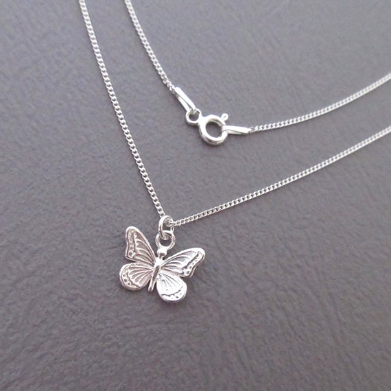 Solid Beat 「butterfly pendant」 silver925 Sterling Silver Butterfly Pendant Necklace - Minimalist