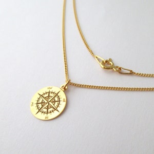 Necklace small pendant compass pink winds travel compass globetrotter gold plated 24 carats