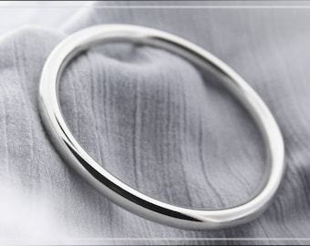 Gruba, ciężka bransoletka typu bangle o szerokości 6 mm, ze srebra próby 925