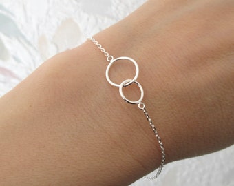 Bracelet two intertwined circles rings you and me friends sisters karma in 925/1000e silver