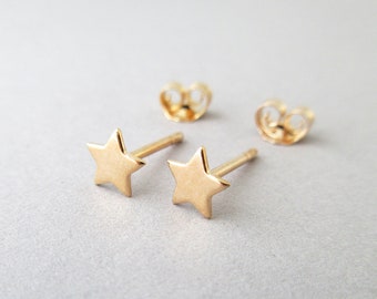 750/000 18 carat gold plated mini chip star earrings