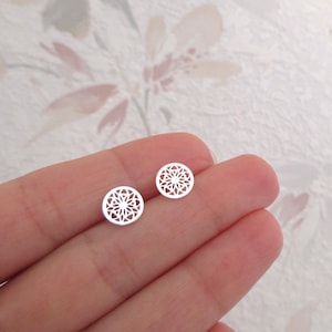 Boucles d'oreilles mini puces rosace argent 925/1000e image 1