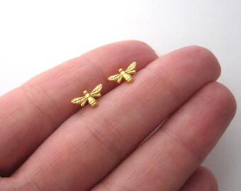 24-carat gold-plated mini chip bee earrings