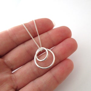 Necklace two intertwined circles double ring you and me geometric pattern karma silver 925 sterling