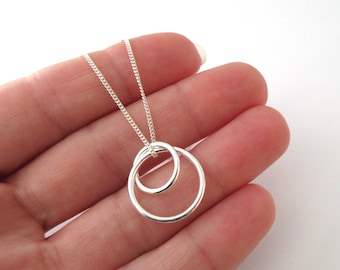 Necklace two intertwined circles double ring you and me geometric pattern karma silver 925 sterling