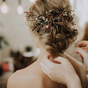 Mountain crystal, Swarovski, raw quartz and freshwater pearl wedding hair pins Bridal headpiece Crystal hair comb, wedding hair wreath image 6