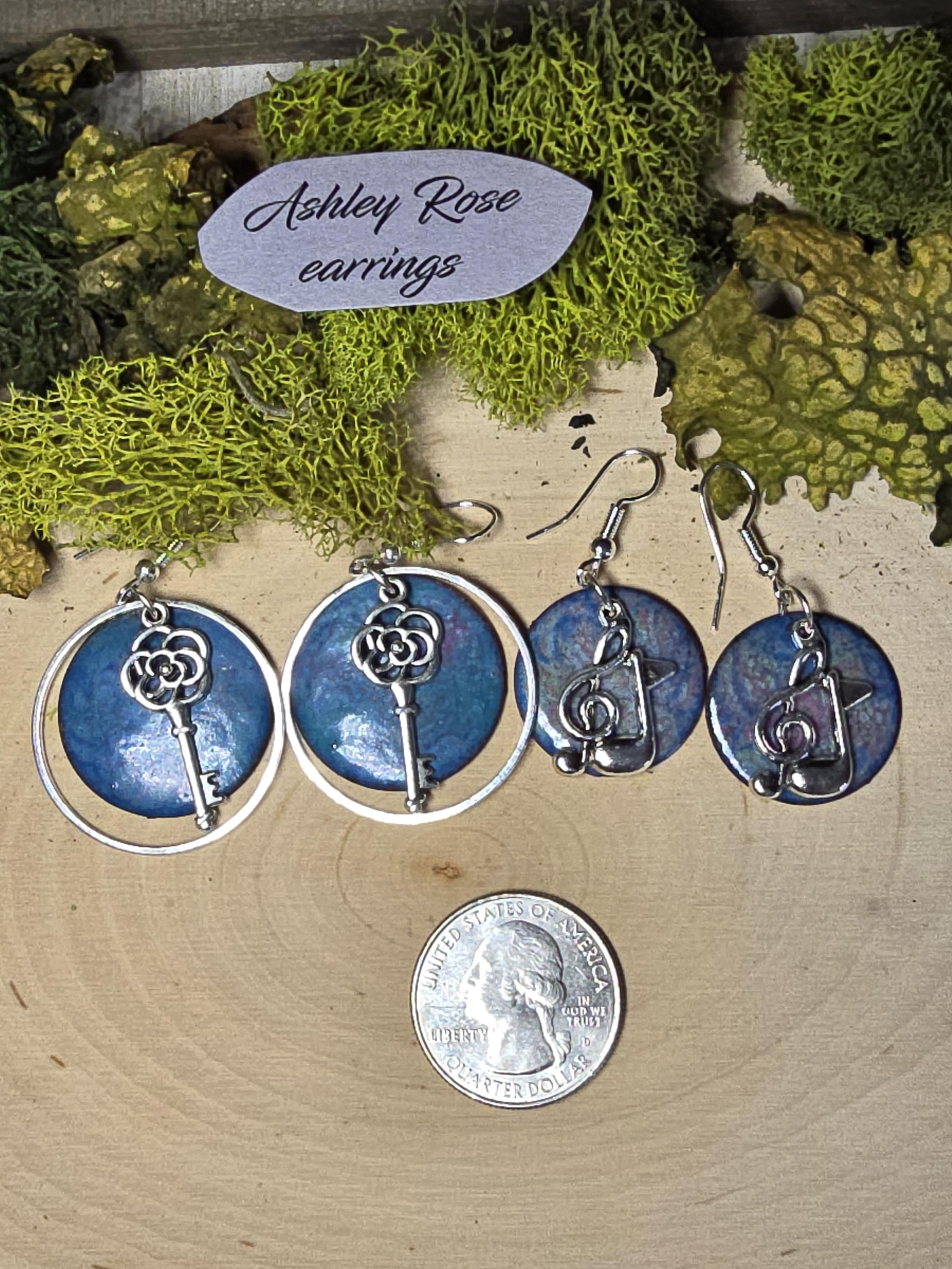 Key with Purple Pink background - Thumbnail 3