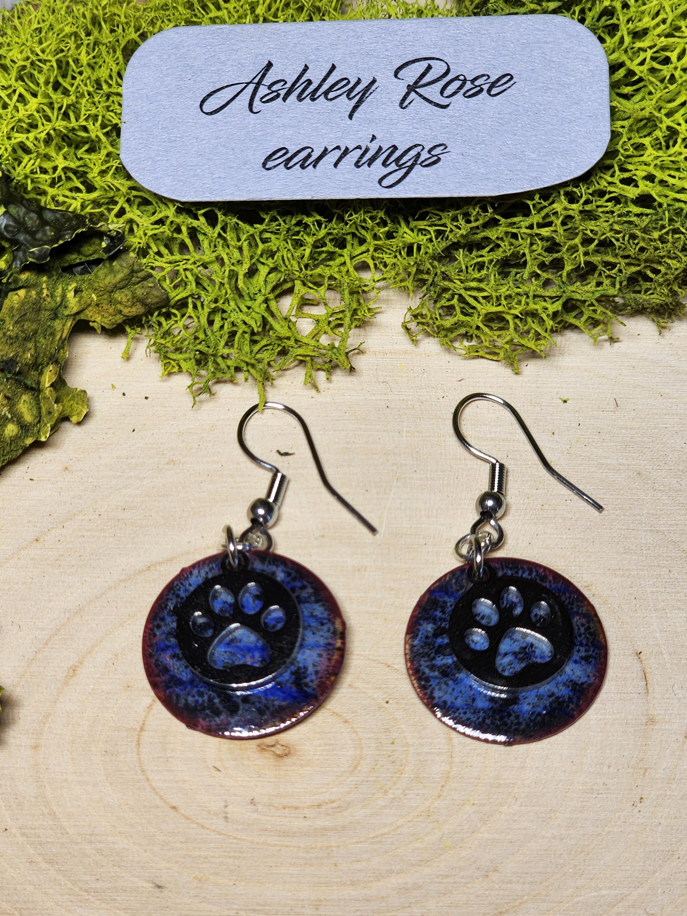 Tiny Paw Prints with Blue - Thumbnail 2