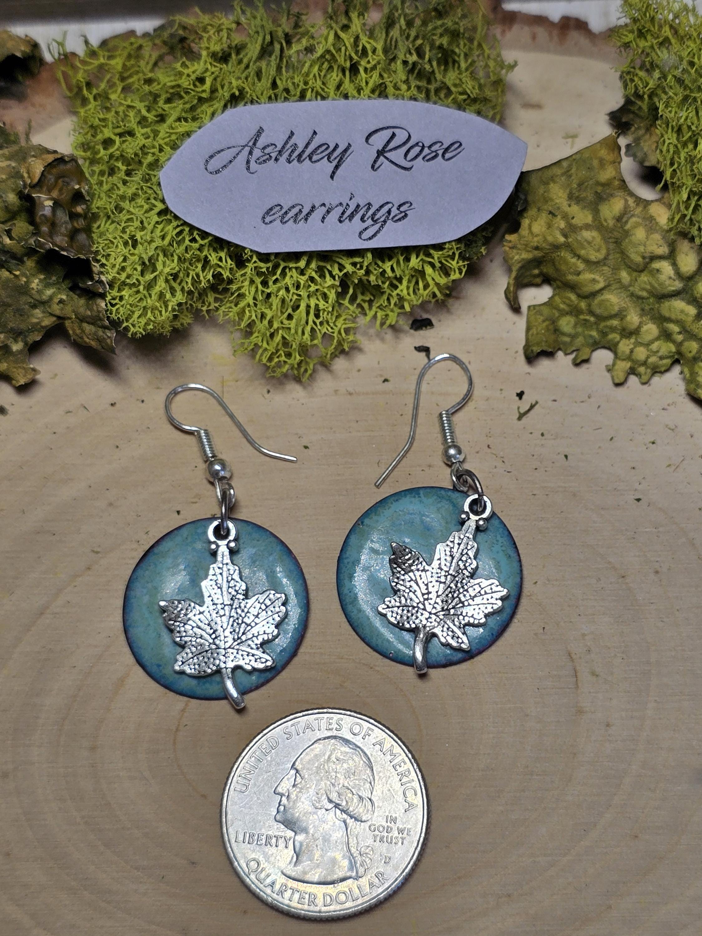 Silver Leaf with Green background - Thumbnail 2