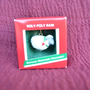 Vintage Hallmark Keepsake Miniature Ornament &quot;Roly-Poly Ram&quot; Country Folk Art Holiday Decor